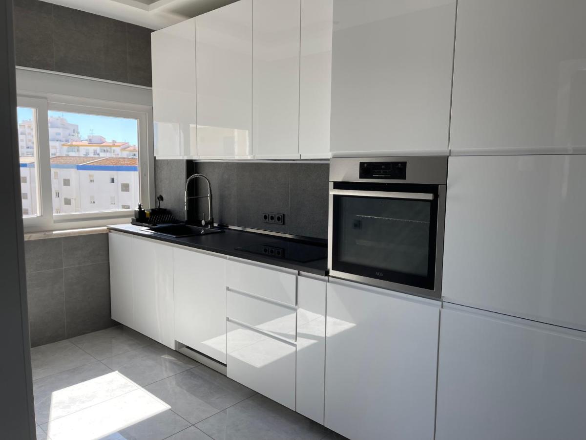 Apartment With A City And Ocean View Lagos Kültér fotó